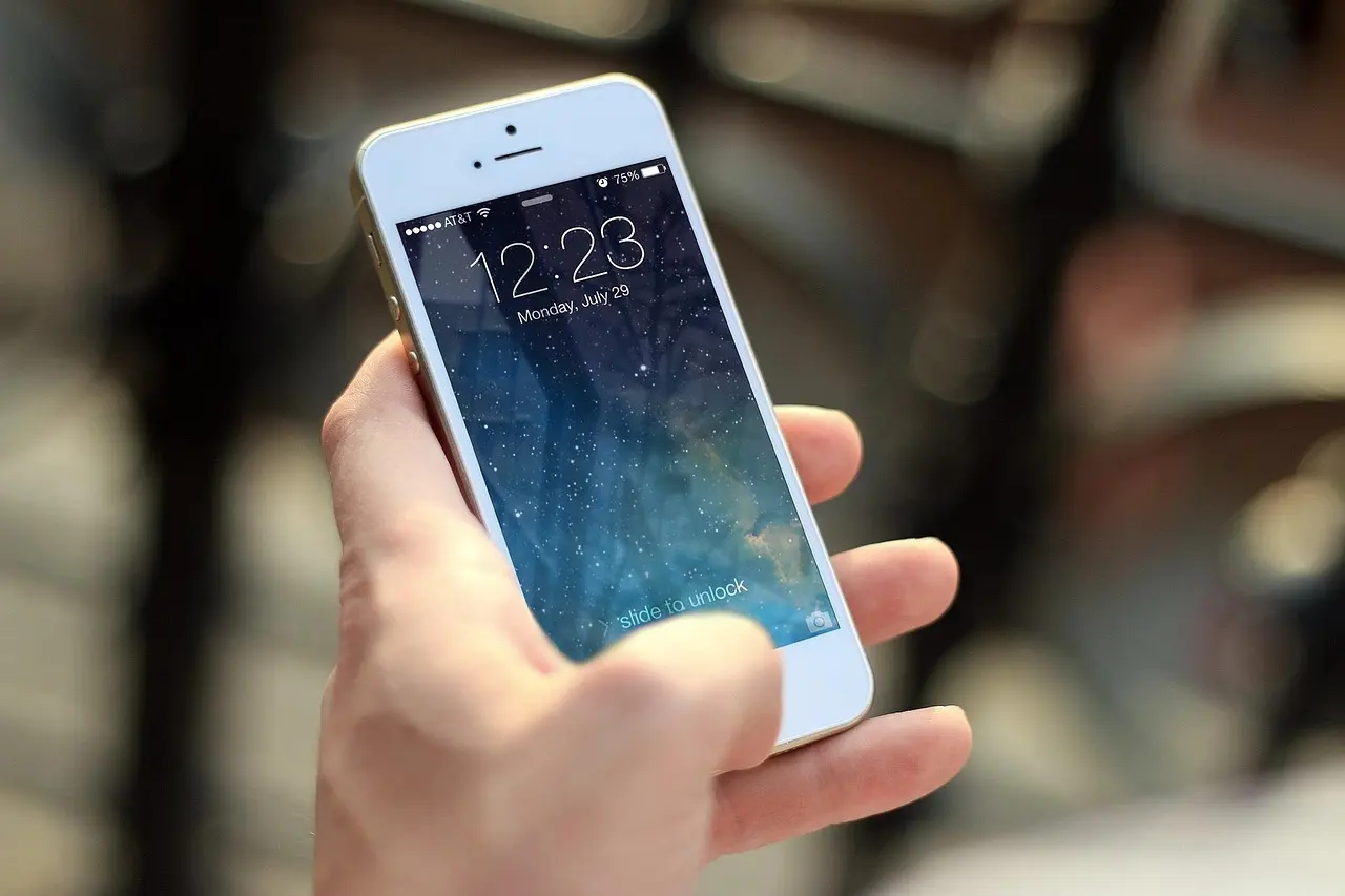 Telefonnummer 70 13 14 15: Hvem ringer?