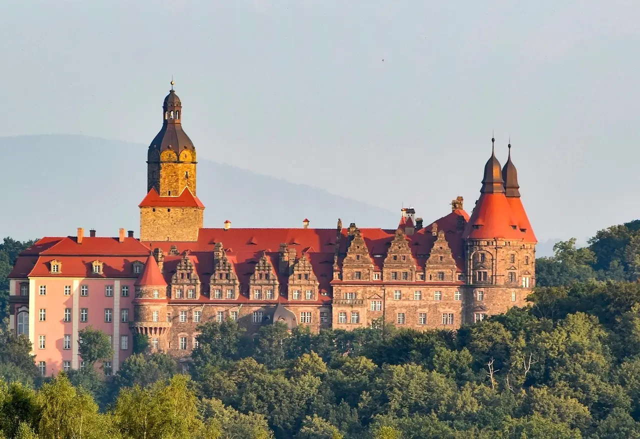 Sådan besøger du Książ Slot og palmehuset på samme dag